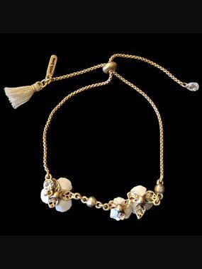 Lonna & Lilly Gold Tone White Floral OSFM Adjustable Slider Bracelet